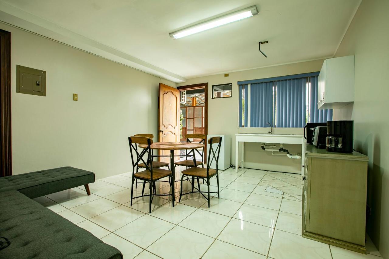 Coati Arenal Lodge Ла Фортуна Экстерьер фото