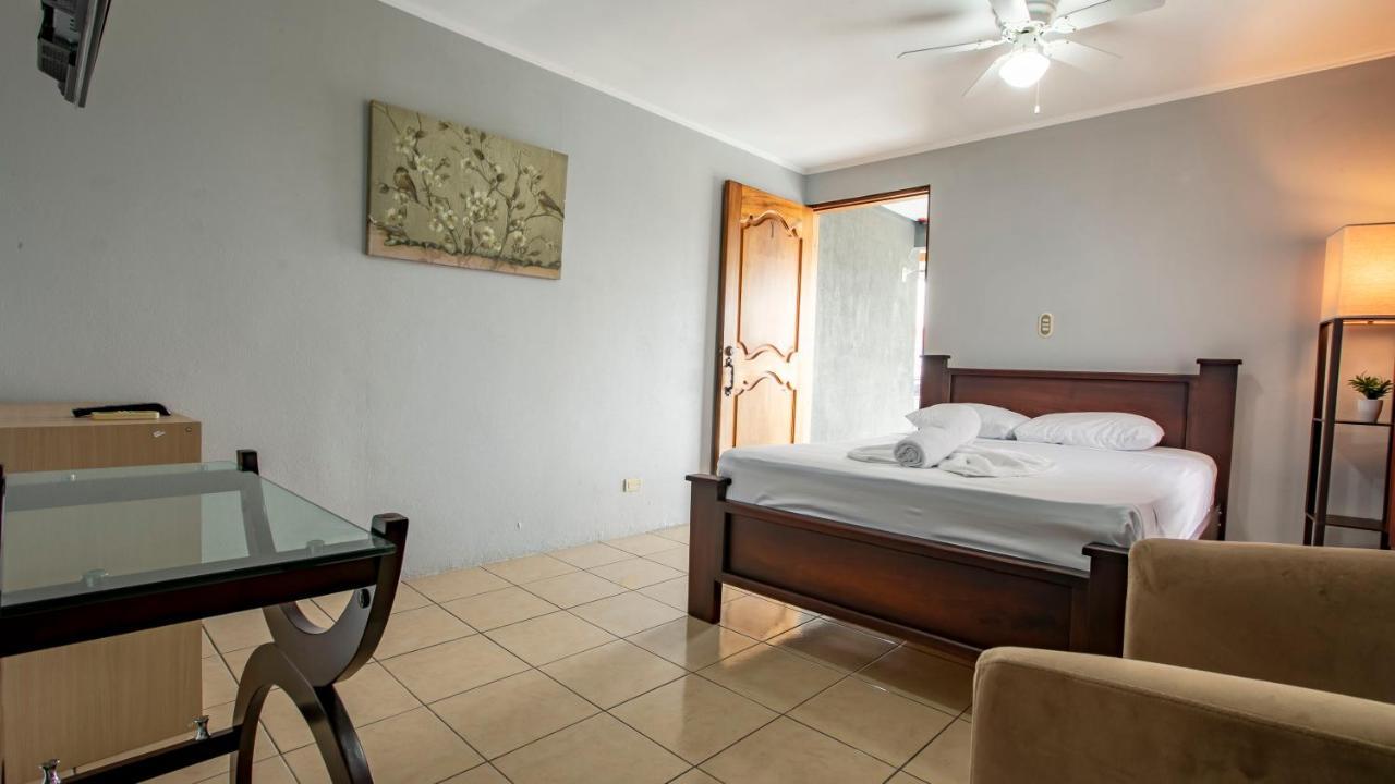 Coati Arenal Lodge Ла Фортуна Экстерьер фото